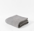 Narzuta-w-kolorze-Gray-M34303-kolekcja-Favo-Design-VitalHome.jpg